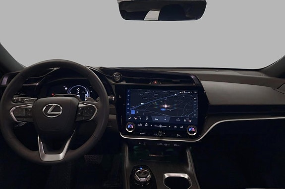 Lexus RZ450e 11 of 21