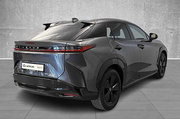 Lexus RZ450e 5 of 21