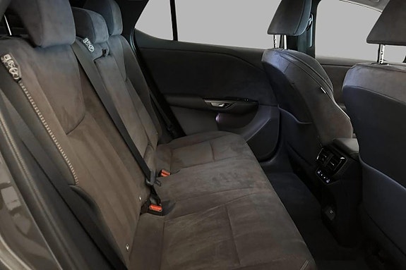 Lexus RZ450e 18 of 21