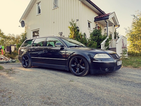 Volkswagen Passat 4 of 7
