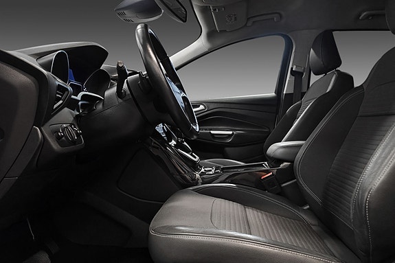 Ford Kuga 23 of 29
