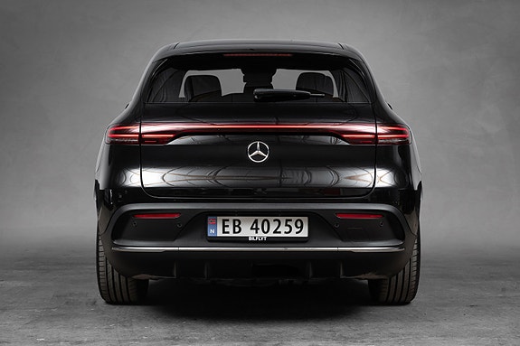 Mercedes-Benz EQC400 5 of 30