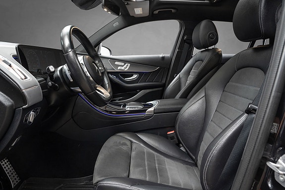 Mercedes-Benz EQC400 19 of 30