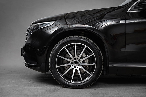 Mercedes-Benz EQC400 10 of 30