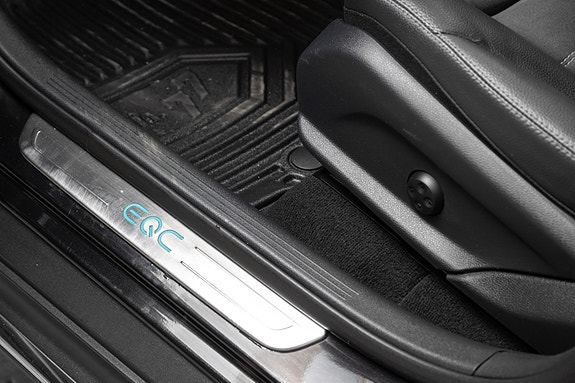 Mercedes-Benz EQC400 20 of 30