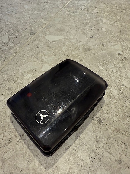 Mercedes-Benz 500 SL 15 of 30