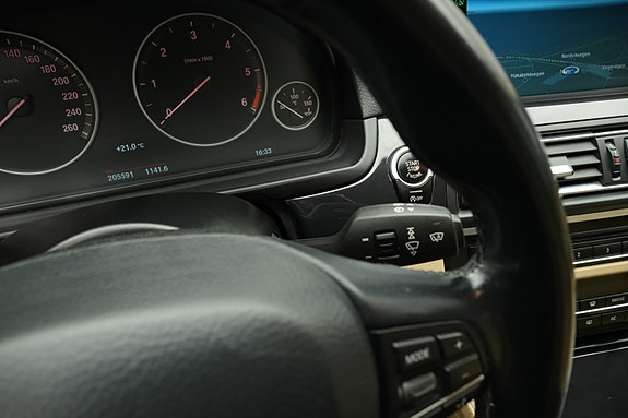BMW 520d 30 of 30