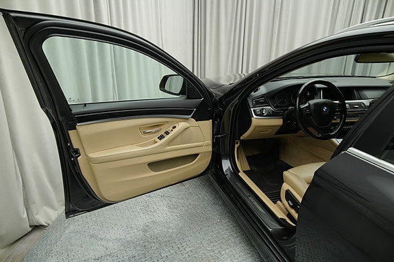 BMW 520d 15 of 30