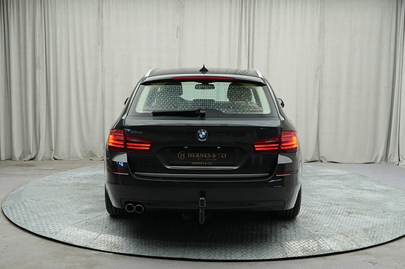 BMW 520d 11 of 30