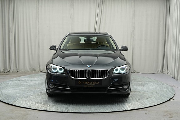 BMW 520d 2 of 30