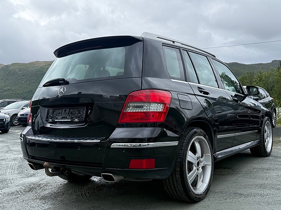 Mercedes-Benz GLK220 5 of 23