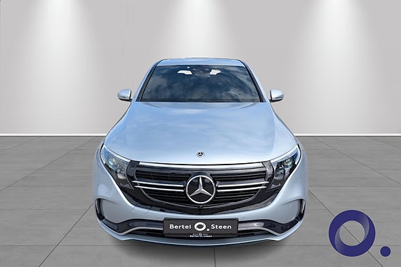 Mercedes-Benz EQC400 9 of 20