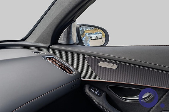 Mercedes-Benz EQC400 13 of 20
