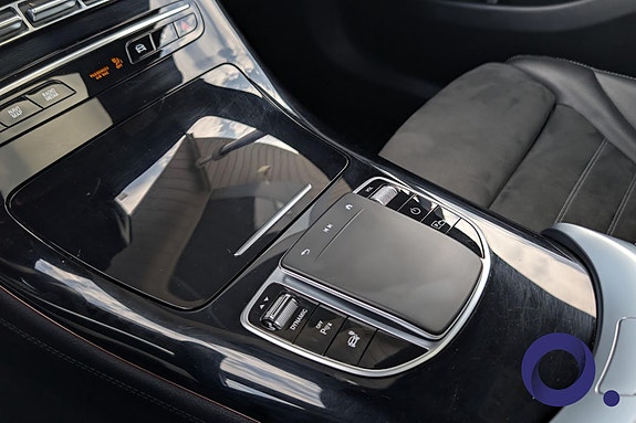 Mercedes-Benz EQC400 19 of 20