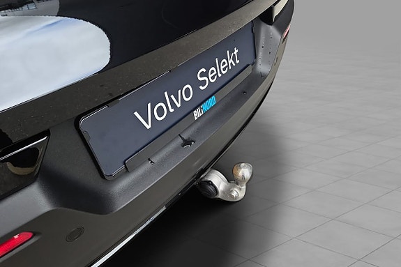 Volvo EX40 8 of 18
