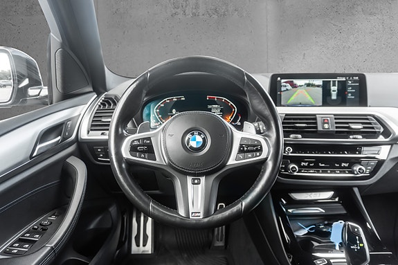 BMW X3 26 of 30