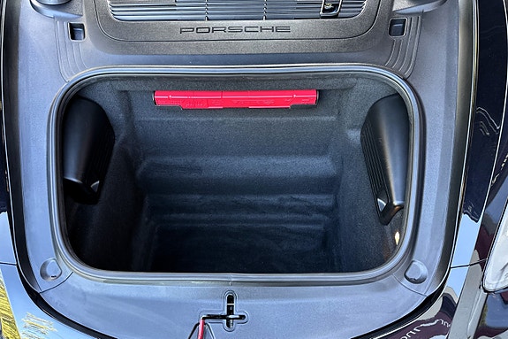 Porsche 718 Boxster 15 of 30