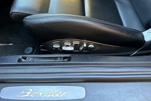 Porsche 718 Boxster 30 of 30