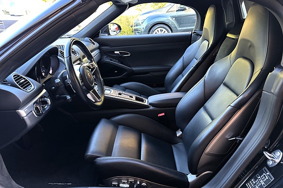 Porsche 718 Boxster 10 of 30