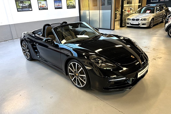 Porsche 718 Boxster 7 of 30