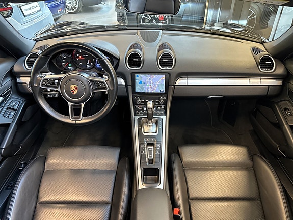 Porsche 718 Boxster 11 of 30