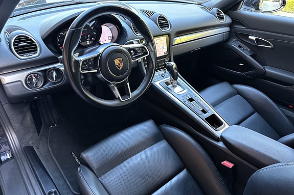 Porsche 718 Boxster 9 of 30