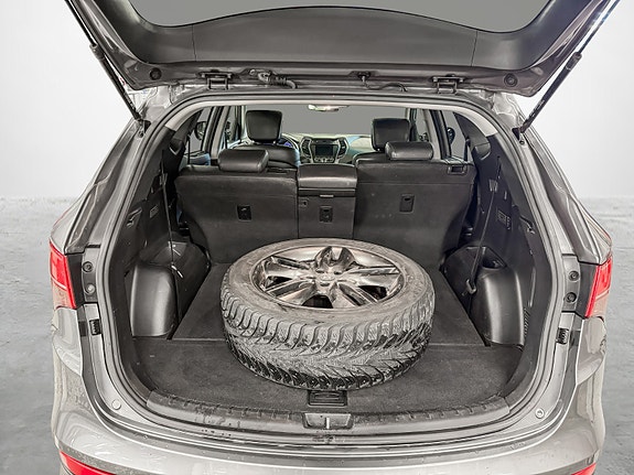 Hyundai Santa Fe 29 of 30