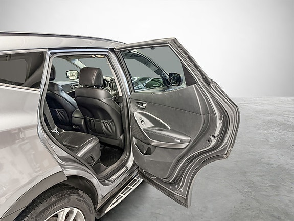 Hyundai Santa Fe 22 of 30