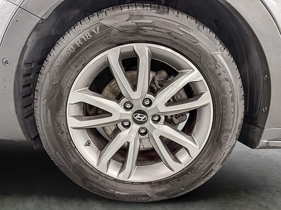 Hyundai Santa Fe 9 of 30