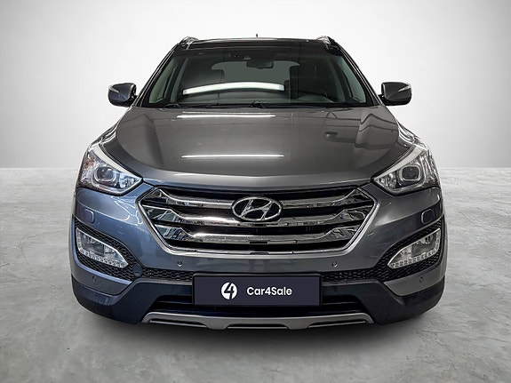 Hyundai Santa Fe 8 of 30