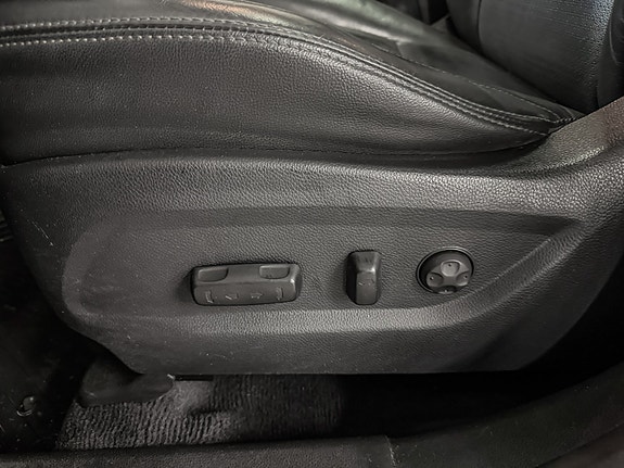 Hyundai Santa Fe 13 of 30