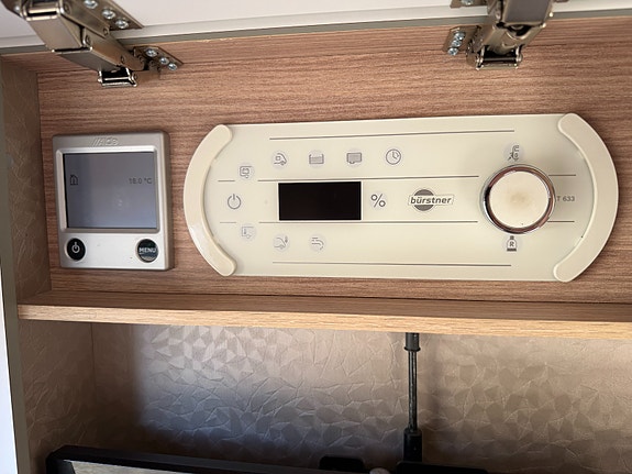 Bürstner BI7285 automat 9 trinn, hydr støttelabber, Alde 22 of 29