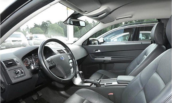 Volvo C30 8 of 16
