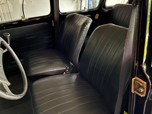 Renault 4 9 of 12