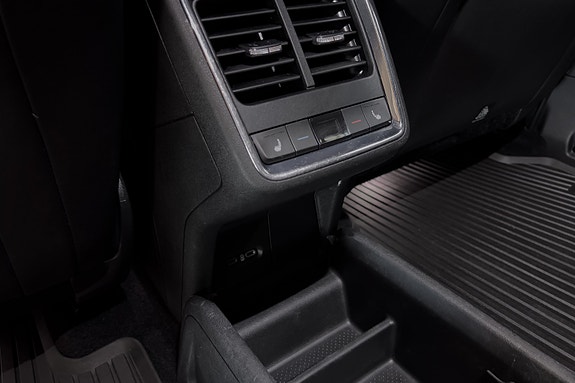 Skoda Enyaq 16 of 30