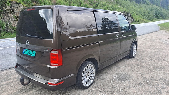 Volkswagen Transporter 23 of 25