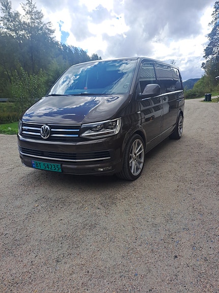 Volkswagen Transporter 2 of 25