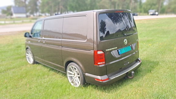 Volkswagen Transporter 14 of 25