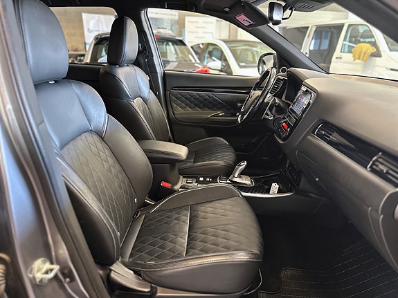 Mitsubishi Outlander 21 of 30