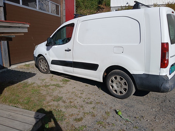 Peugeot Partner 4 of 10