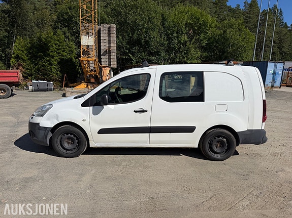 Citroen Berlingo 8 of 30