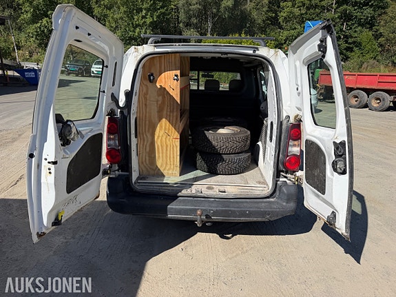 Citroen Berlingo 21 of 30