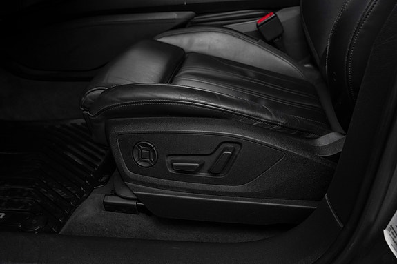 Audi e-tron 25 of 30