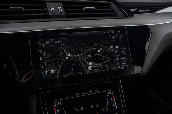 Audi e-tron 16 of 30