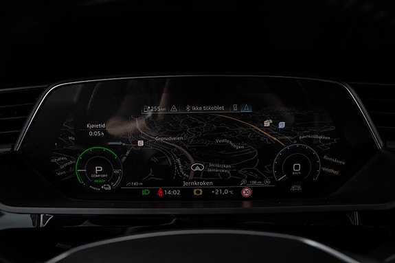 Audi e-tron 10 of 30