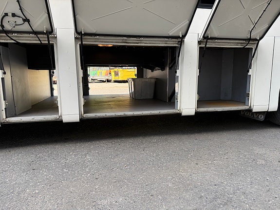 Volvo 8900. 12,2m. 2 identiske busser! 21 of 21