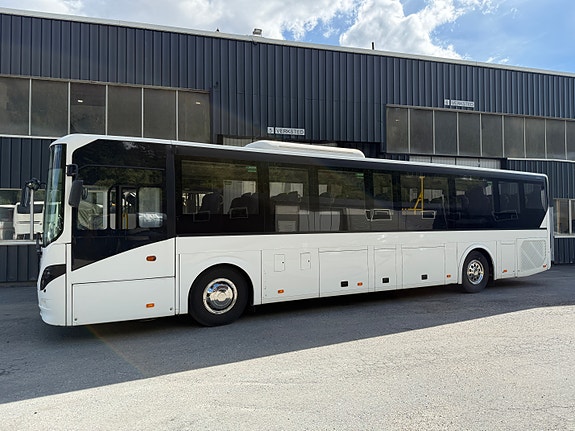 Volvo 8900. 12,2m. 2 identiske busser! 5 of 21