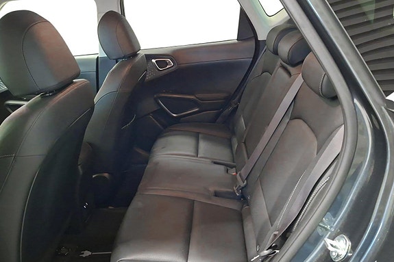 Kia e-Soul 7 of 26