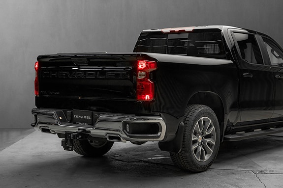 Chevrolet Silverado 1500 9 of 25