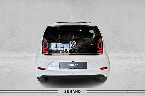 Volkswagen UP! 4 of 30